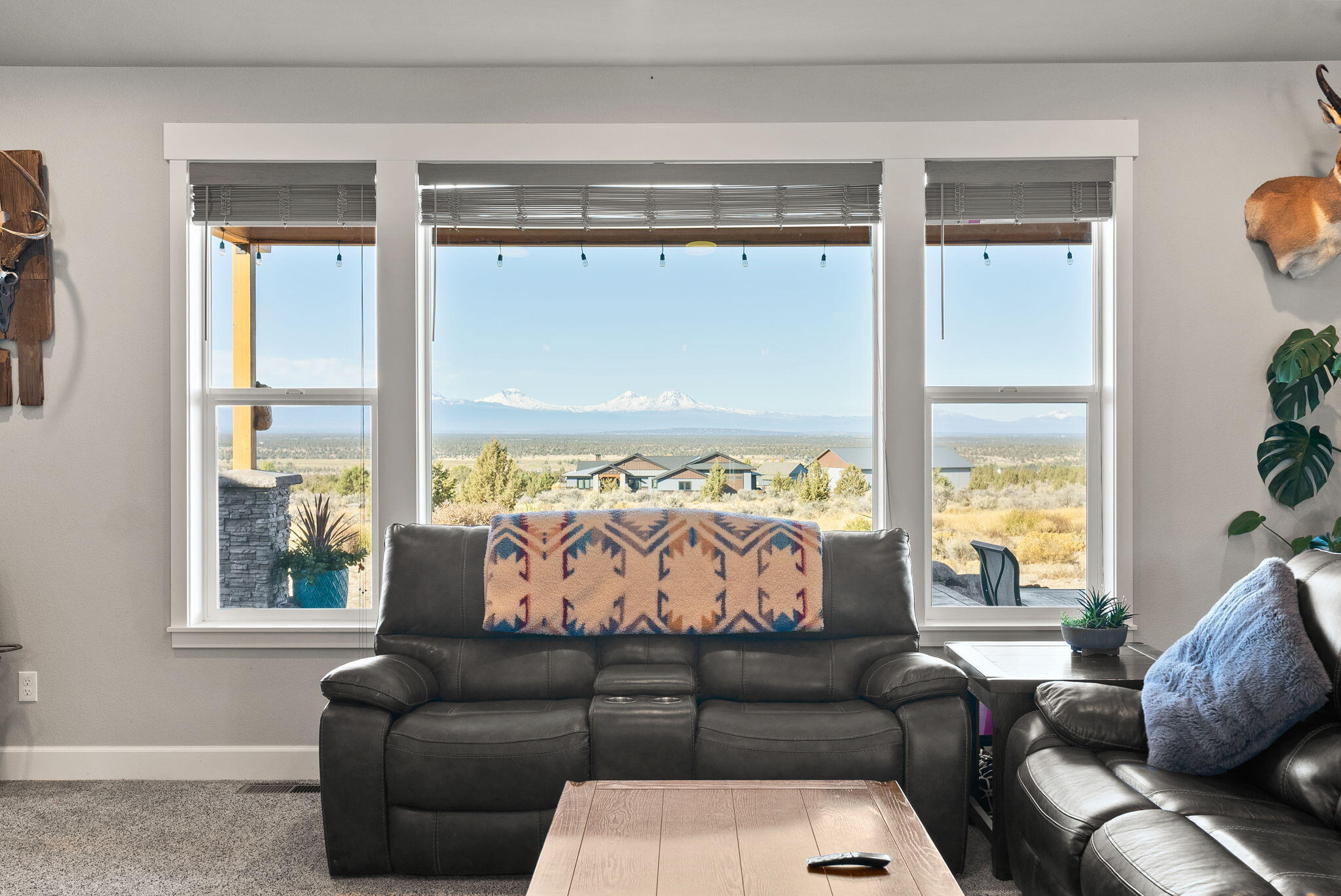 16384 Southwest Grandview Road Powell Butte, OR 97753 - Photo 11 of 56 39-web-or-mls-Riley Visuals-39
