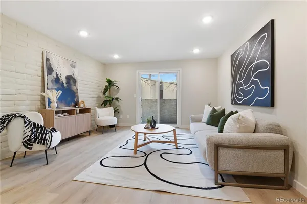 $314,800 | 1060 South Parker Road, Unit 27, Denver, CO 80231