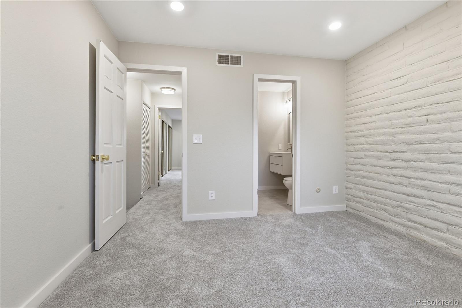 1060 South Parker Road, Unit 27 Denver, CO 80231 - Photo 20 of 26