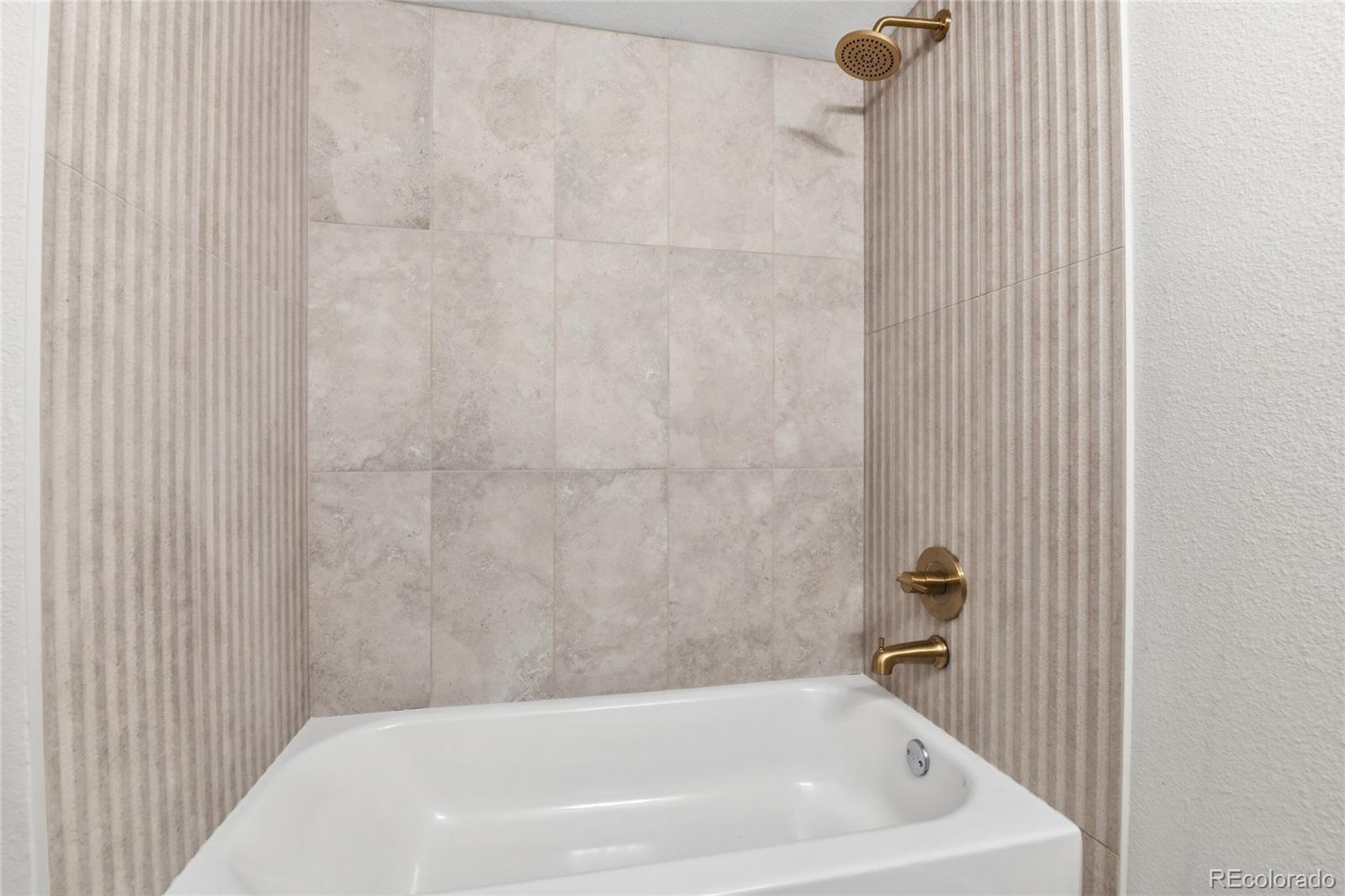 1060 South Parker Road, Unit 27 Denver, CO 80231 - Photo 22 of 26