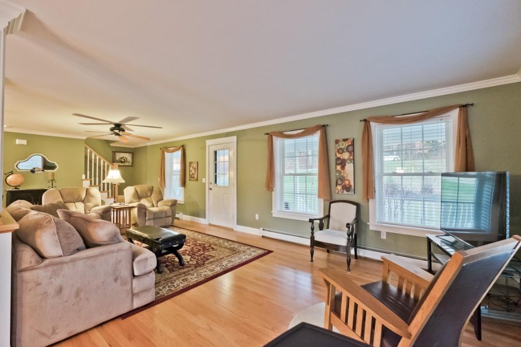 176 Hight Road Biddeford, ME 04005 - Photo 17 of 35 Open concept living room.