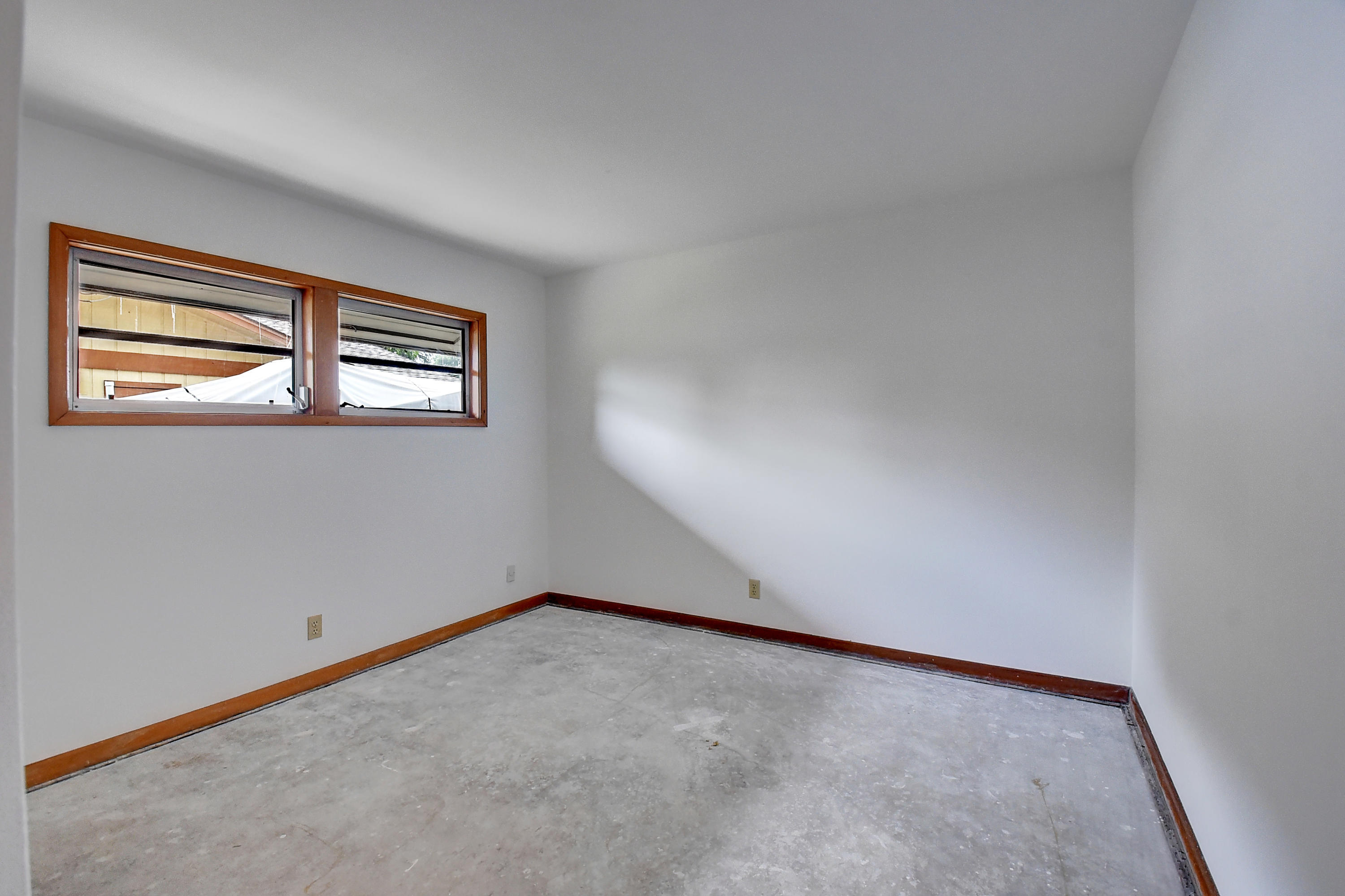 1023 Northwest 7th Street Boca Raton, FL 33486 - Photo 15 of 27 Guest Bed #1