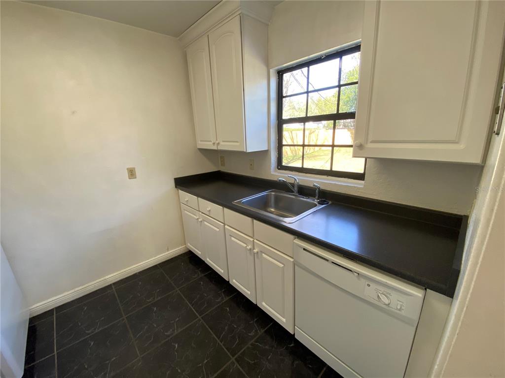 419 Westminster Street Orlando, FL 32803 - Photo 9 of 20