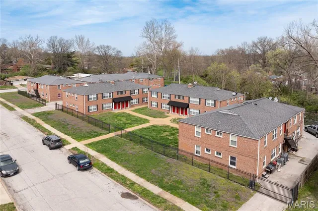 $3,200,000 | 7723-7741 Wild Plum Lane, University City, MO 63130