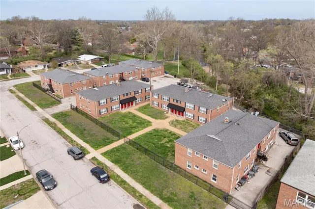 $3,200,000 | 7723-7741 Wild Plum Lane, University City, MO 63130