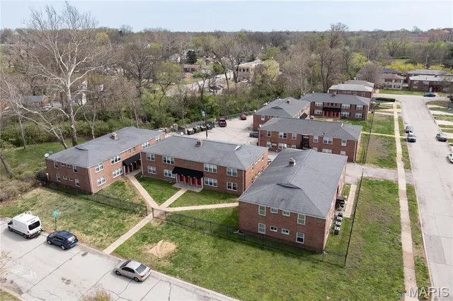 $3,200,000 | 7723-7741 Wild Plum Lane, University City, MO 63130