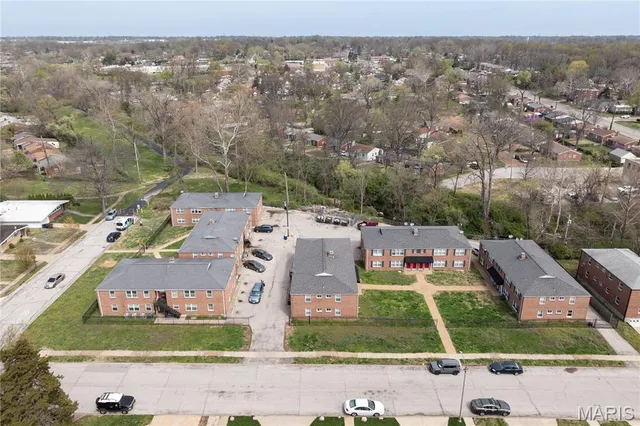 $3,200,000 | 7723-7741 Wild Plum Lane, University City, MO 63130