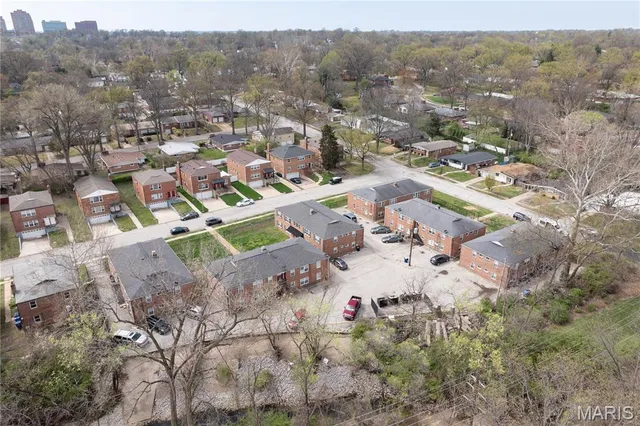 $3,200,000 | 7723-7741 Wild Plum Lane, University City, MO 63130