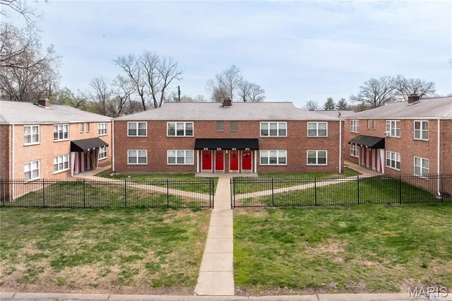 $3,200,000 | 7723-7741 Wild Plum Lane, University City, MO 63130