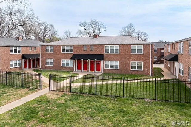 $3,200,000 | 7723-7741 Wild Plum Lane, University City, MO 63130