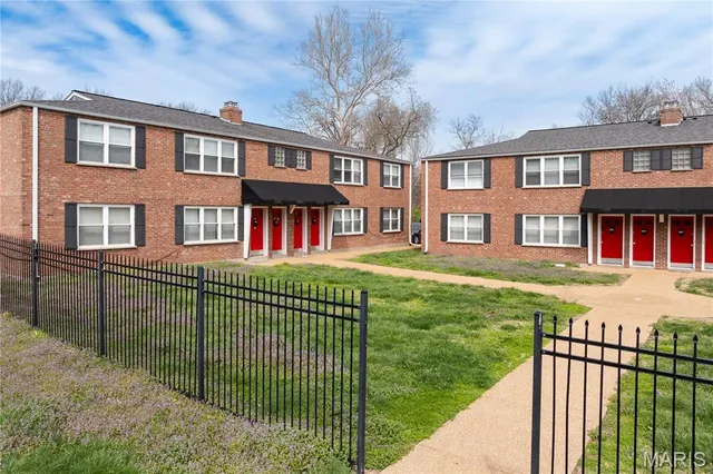 $3,200,000 | 7723-7741 Wild Plum Lane, University City, MO 63130