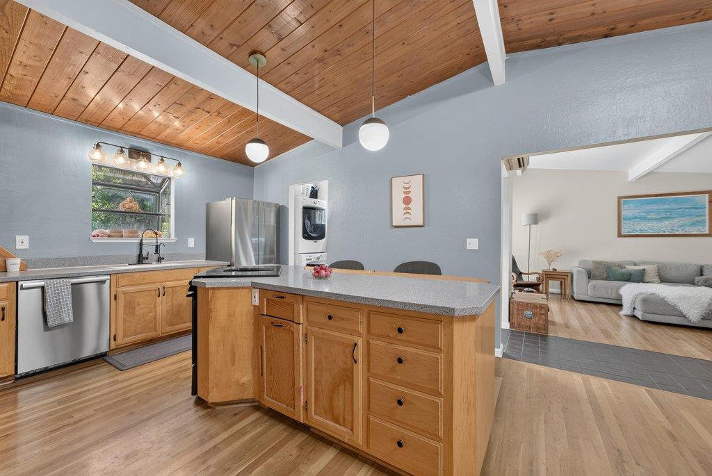 8484 East Zayante Road Felton, CA 95018 - Photo 18 of 58
