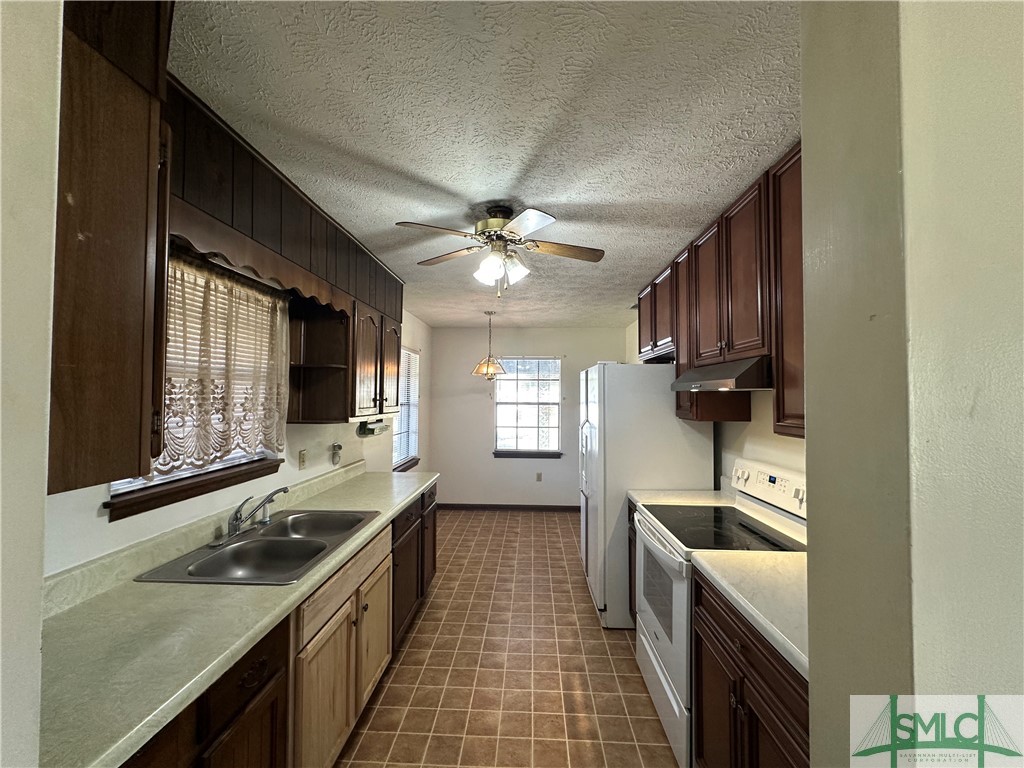 721 West 7th Street Rincon, GA 31326 - Photo 10 of 40