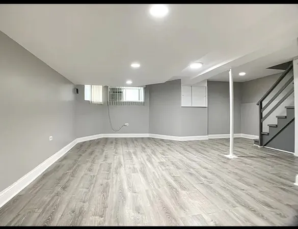$1,550 | 2321 North Sacramento Avenue, Unit B, Chicago, IL 60647