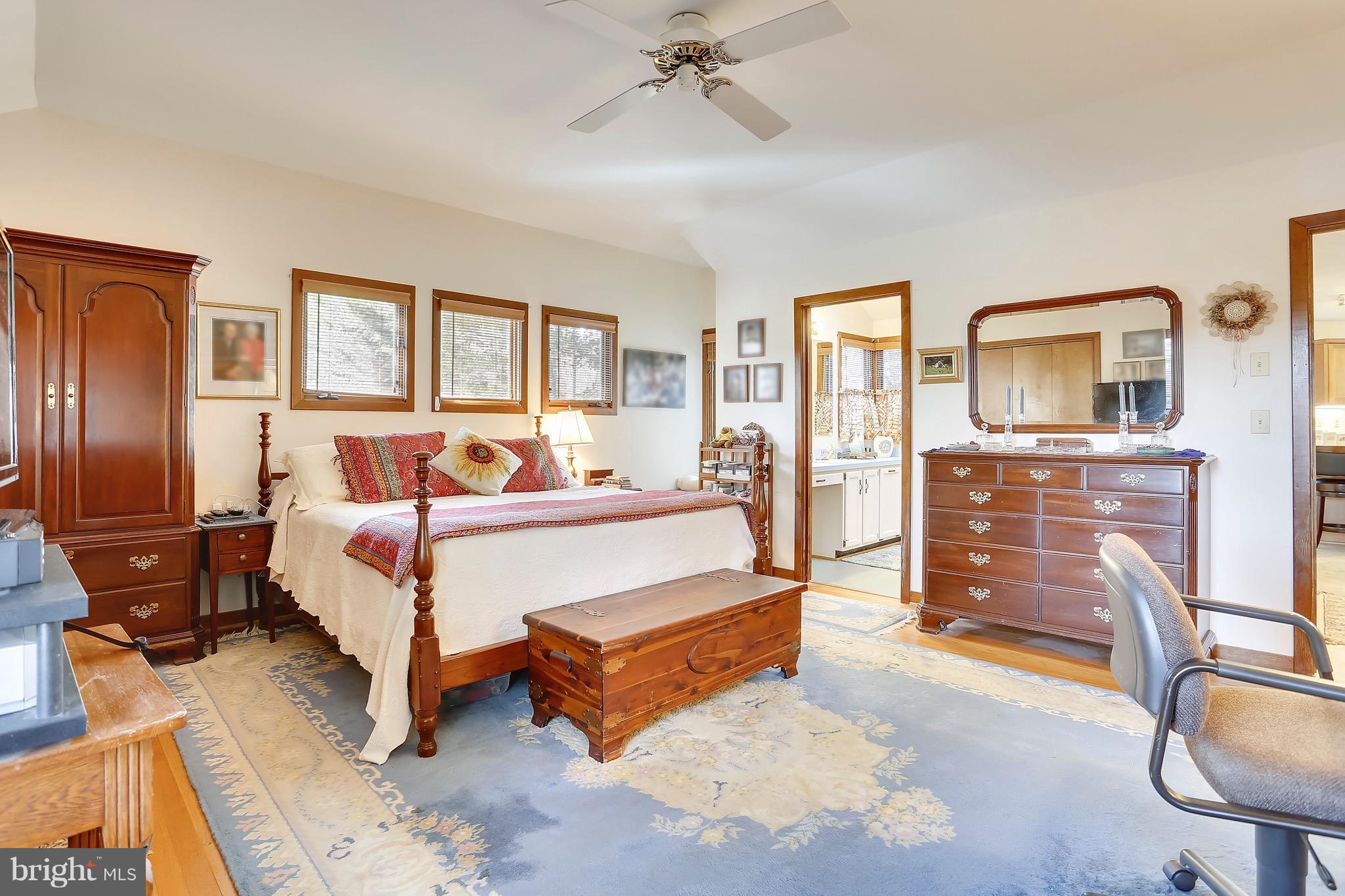 124 Edgehill Road Annapolis, MD 21405 - Photo 14 of 30 Master Bedroom - Main Level
