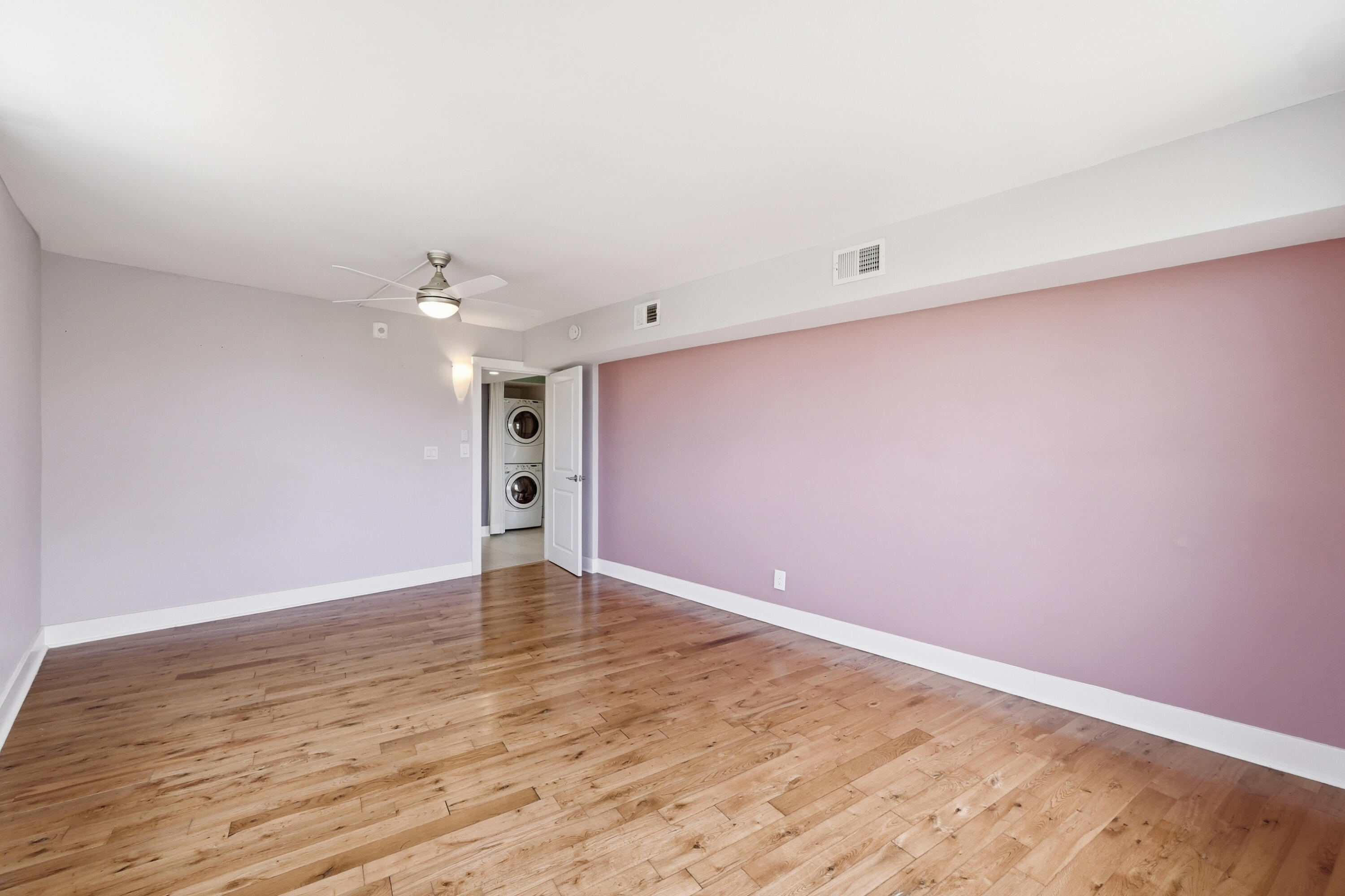 401 North Riverside Drive, Unit 408 Pompano Beach, FL 33062 - Photo 27 of 38 27_stl_4199