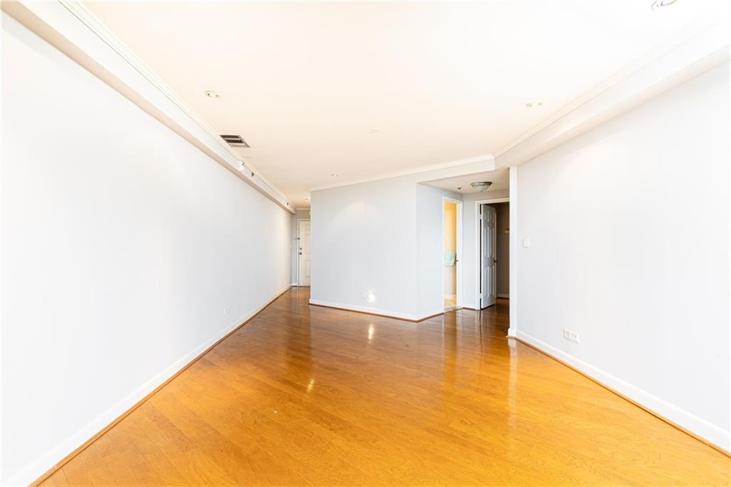 1501 Clairmont Road, Unit 1525 Decatur, GA 30033 - Photo 9 of 26 a view of an empty room