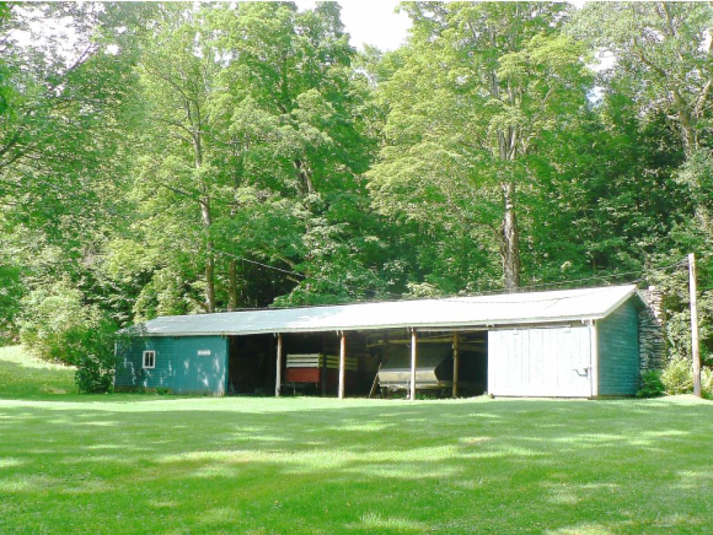 208 Easy Street Danby, VT 05739 - Photo 10 of 16 Gallery Image 10