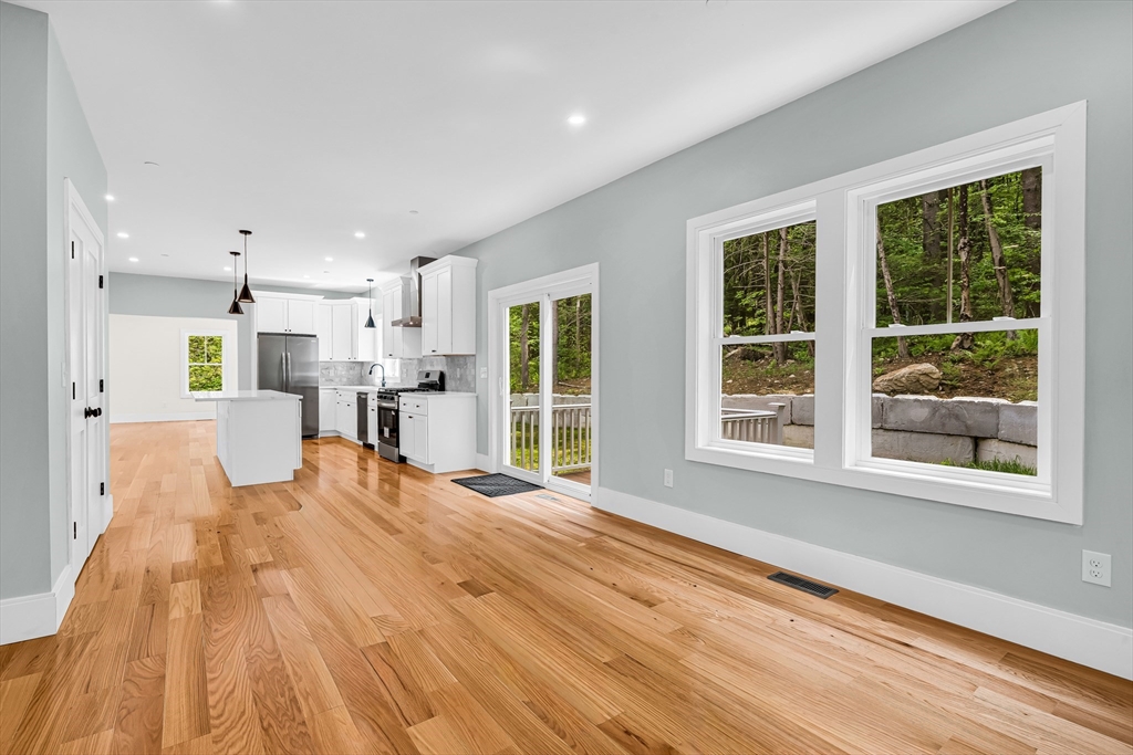 374 Brandy Brow Road Haverhill, MA 01830 - Photo 6 of 30