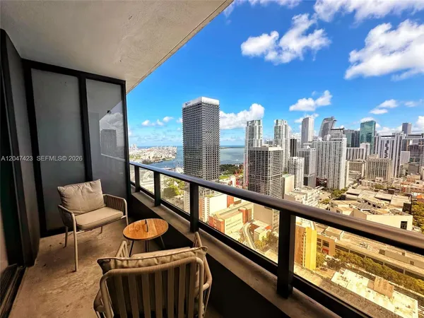 $3,500 | 159 Northeast 6th Street, Unit 3212, Miami, FL 33132