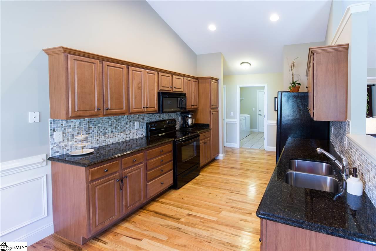 420 Mellow Way Greer, SC 29651 - Photo 13 of 36