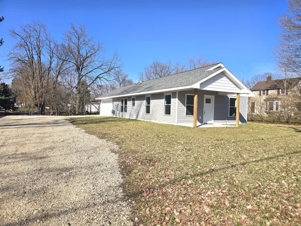 $237,000 | 500 East State Road, Hastings, MI 49058