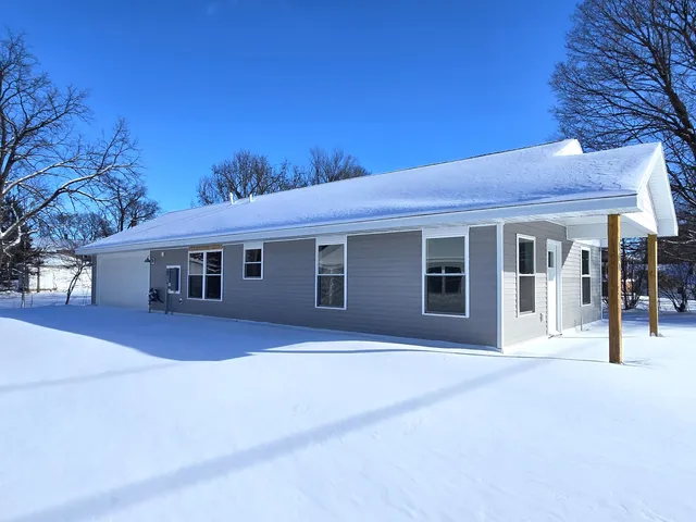 $237,000 | 500 East State Road, Hastings, MI 49058