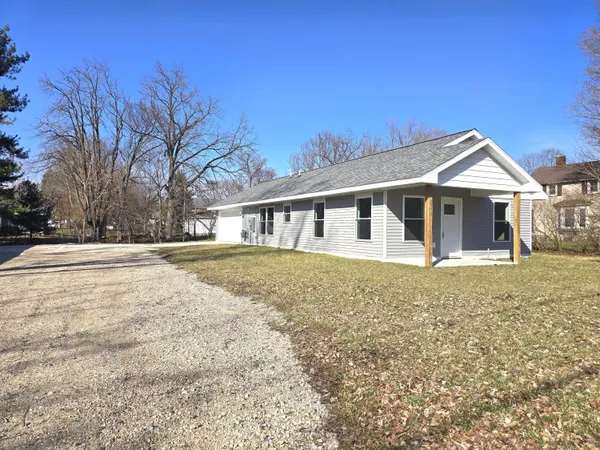 $237,000 | 500 East State Road, Hastings, MI 49058
