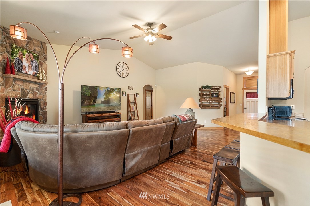 9404 James Road Southwest Rochester, WA 98579 - Photo 23 of 40 Gallery Image 23