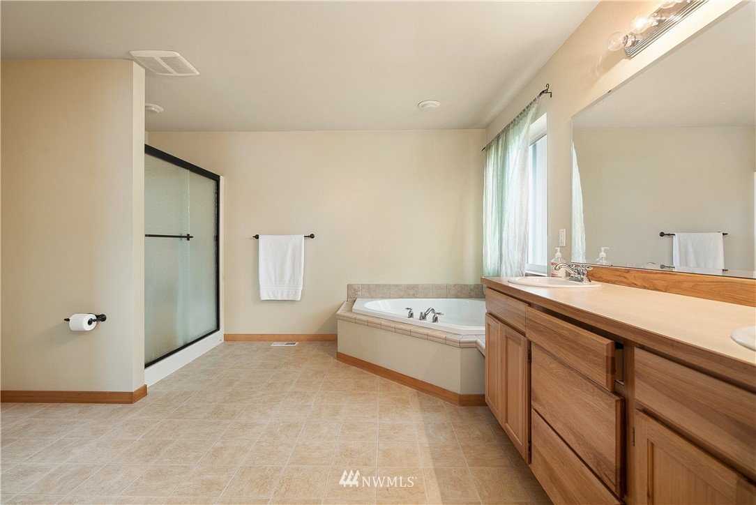 9404 James Road Southwest Rochester, WA 98579 - Photo 28 of 40 Gallery Image 28
