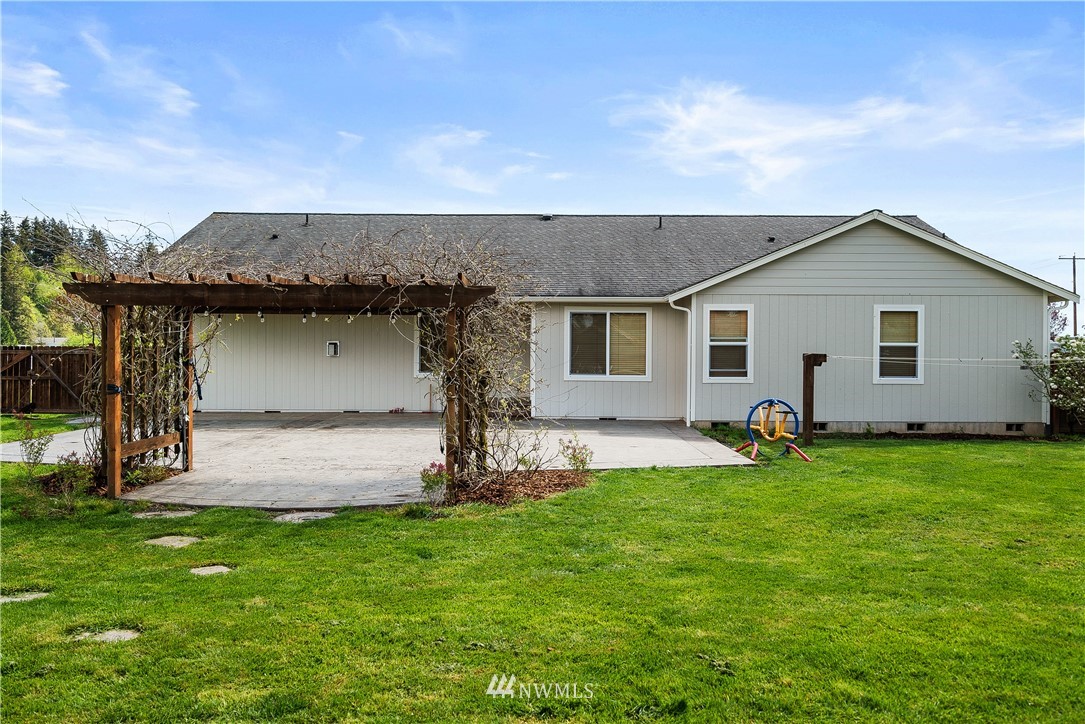 9404 James Road Southwest Rochester, WA 98579 - Photo 8 of 40 Gallery Image 8