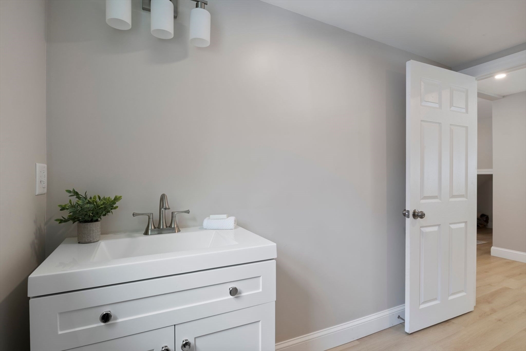 3 Greystone Road Merrimac, MA 01860 - Photo 15 of 42