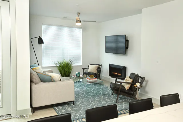 $2,238 | 25 Whistler Court, Unit 207, Saratoga Springs, NY 12866