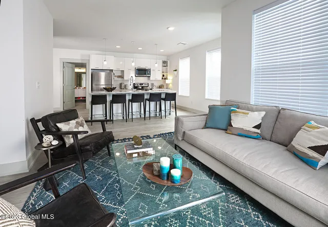 $2,238 | 25 Whistler Court, Unit 207, Saratoga Springs, NY 12866