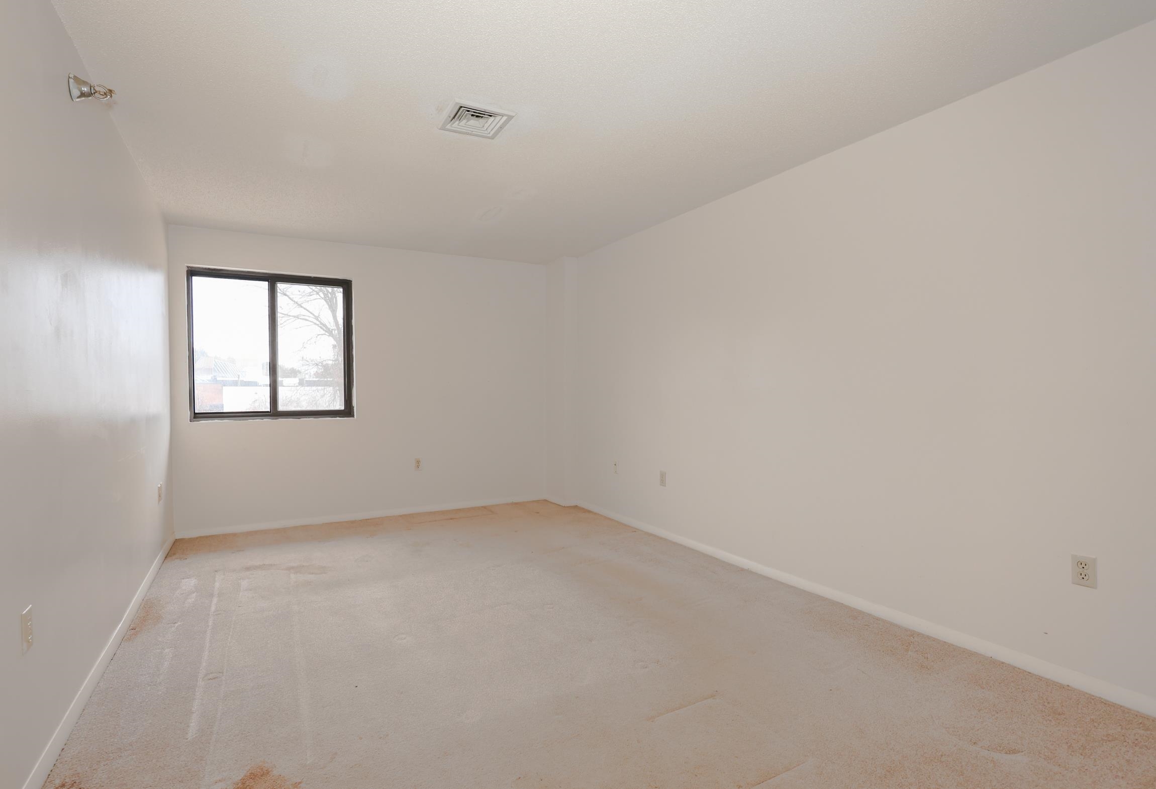 434 Abbott Farm Lane, Unit 434 Hudson, NH 03051 - Photo 12 of 17