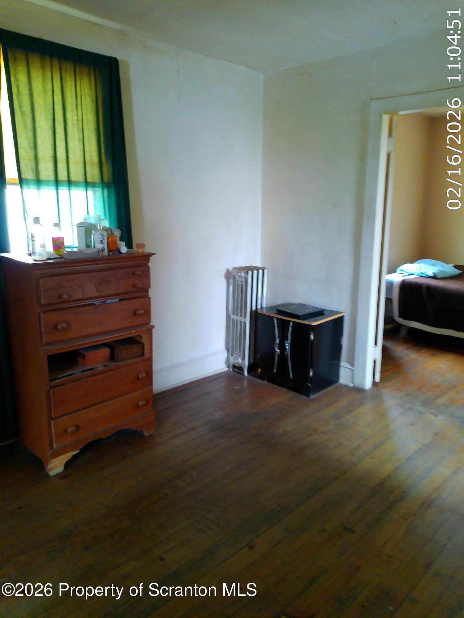 319 South 9th Avenue Scranton, PA 18504 - Photo 27 of 49 a view of room with furniture and a window