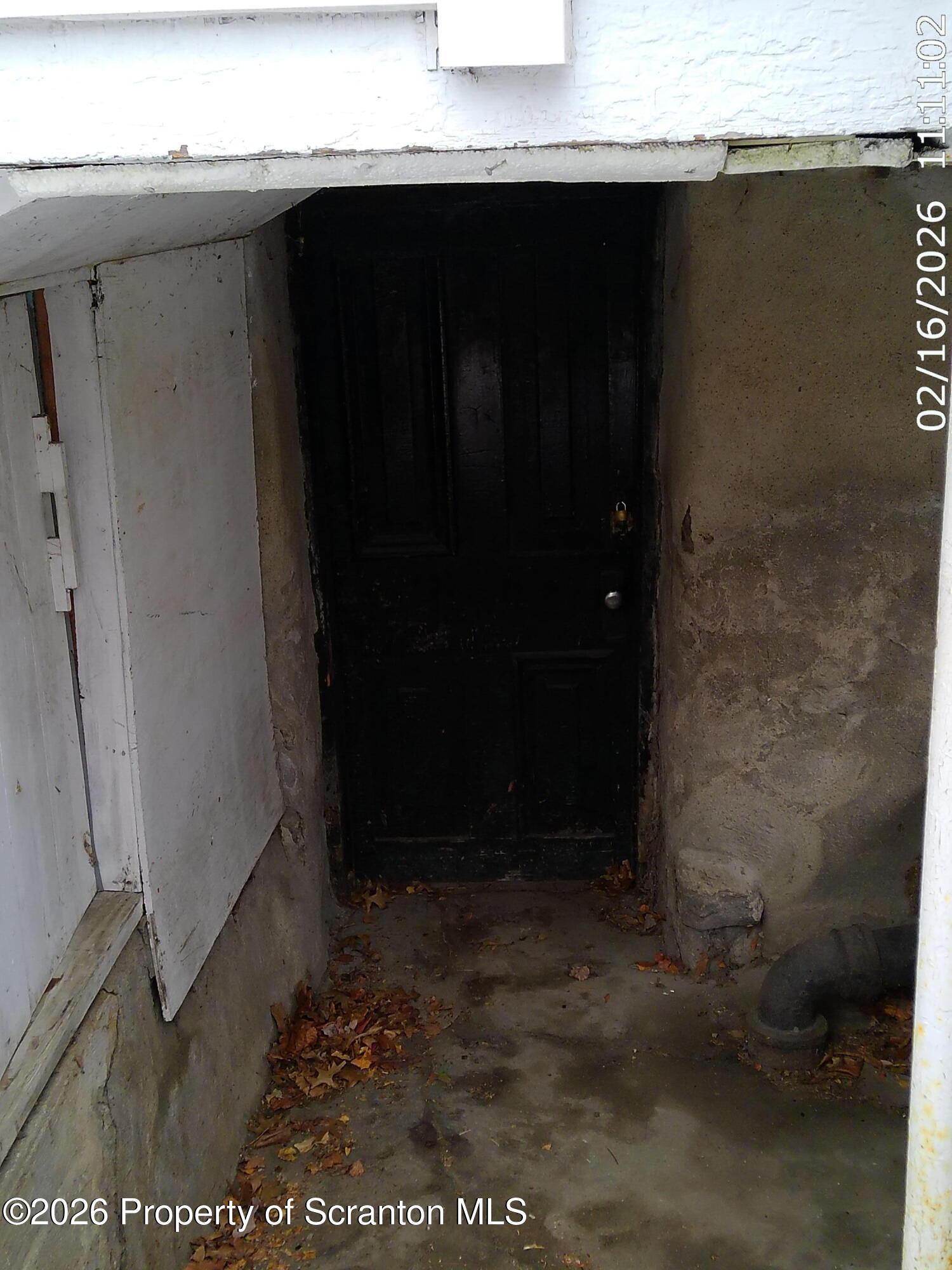 319 South 9th Avenue Scranton, PA 18504 - Photo 42 of 49 a view of a bathroom