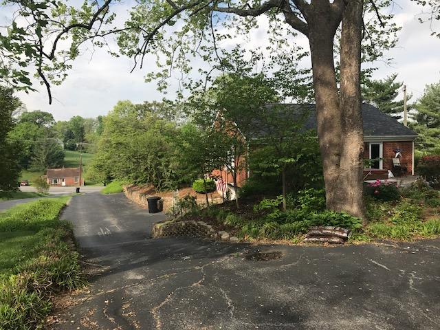 7003 Plantation Road Roanoke, VA 24019 - Photo 41 of 46 Lots of parking