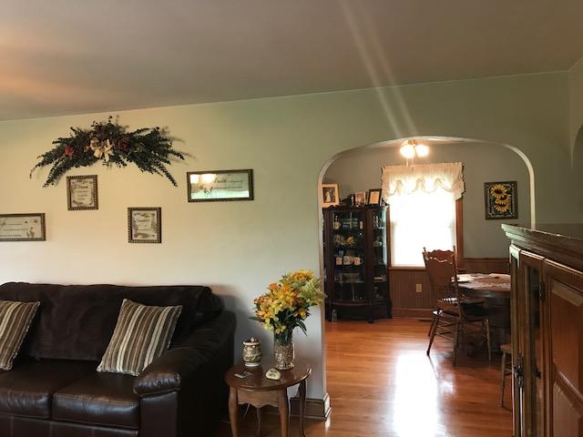 7003 Plantation Road Roanoke, VA 24019 - Photo 10 of 46 Nice hardwoods!