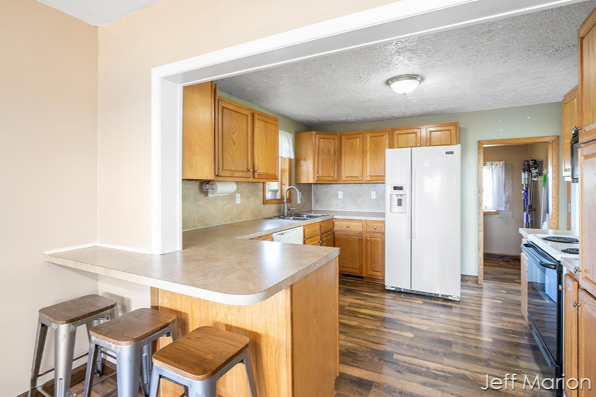 2774 Croel Road Ionia, MI 48846 - Photo 12 of 40 IMG_1011