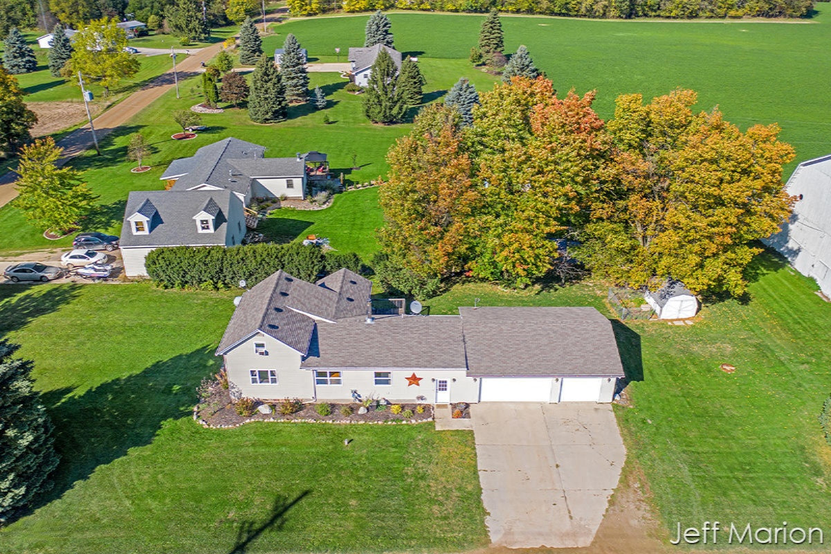 2774 Croel Road Ionia, MI 48846 - Photo 30 of 40 IMG_1029