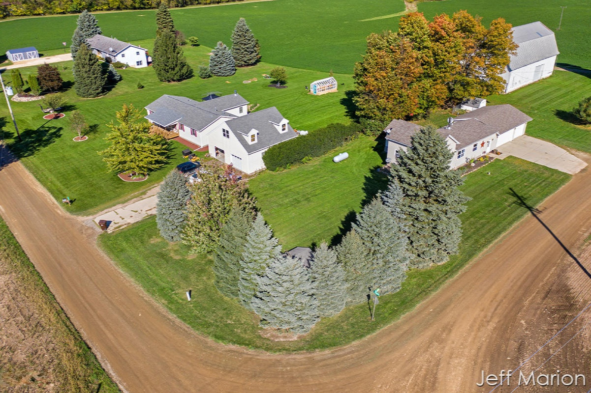 2774 Croel Road Ionia, MI 48846 - Photo 34 of 40 IMG_1030