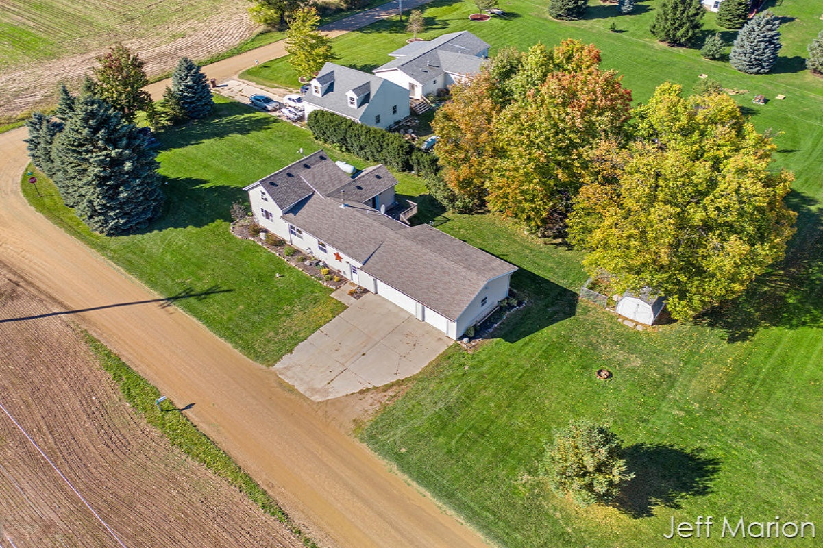 2774 Croel Road Ionia, MI 48846 - Photo 36 of 40 IMG_1034