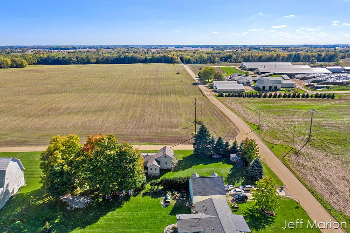 2774 Croel Road Ionia, MI 48846 - Photo 38 of 40 IMG_1037