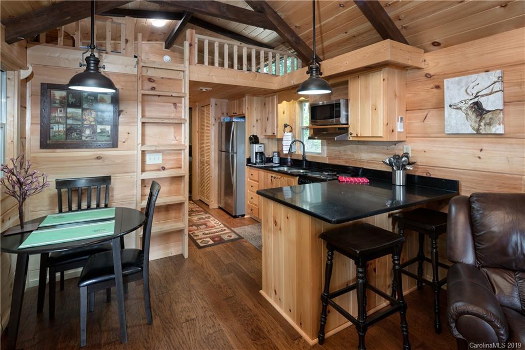 1004 Rector Branch Road Marshall, NC 28753 - Photo 10 of 19 Gallery Image 10