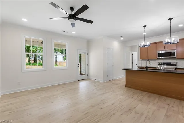 $329,900 | 512 Carolina Avenue, Yadkinville, NC 27055