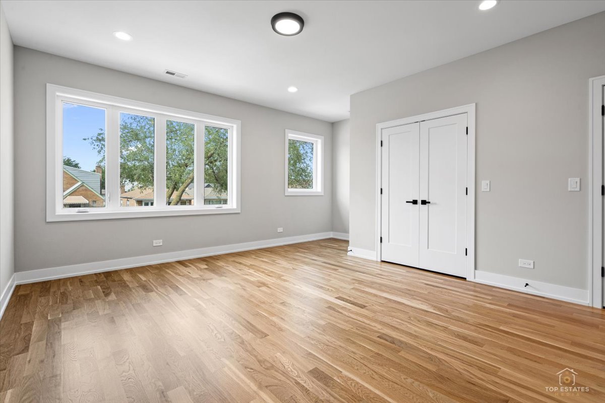 4851 South Ridgeway Avenue Chicago, IL 60632 - Photo 19 of 31 Gallery Image 19