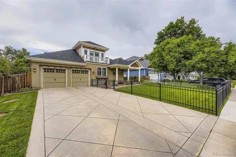 a view of a house with a outdoor space