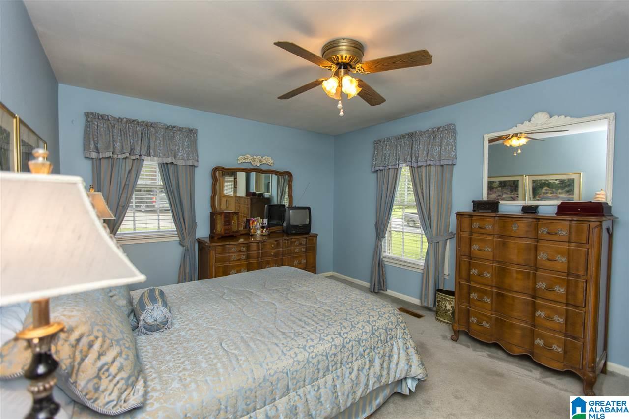 712 South Sanders Road Birmingham, AL 35226 - Photo 26 of 43