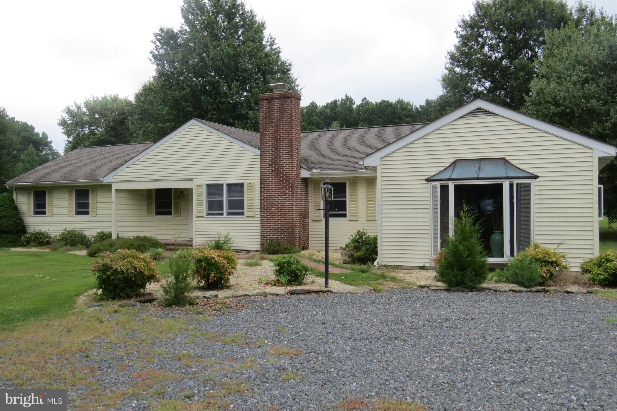 6835 Thorneton Road St. Michaels, MD 21663 - Photo 2 of 24 Exterior (Front)
